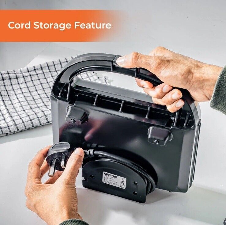 Geepas 750W Toastie Maker 2 Slice