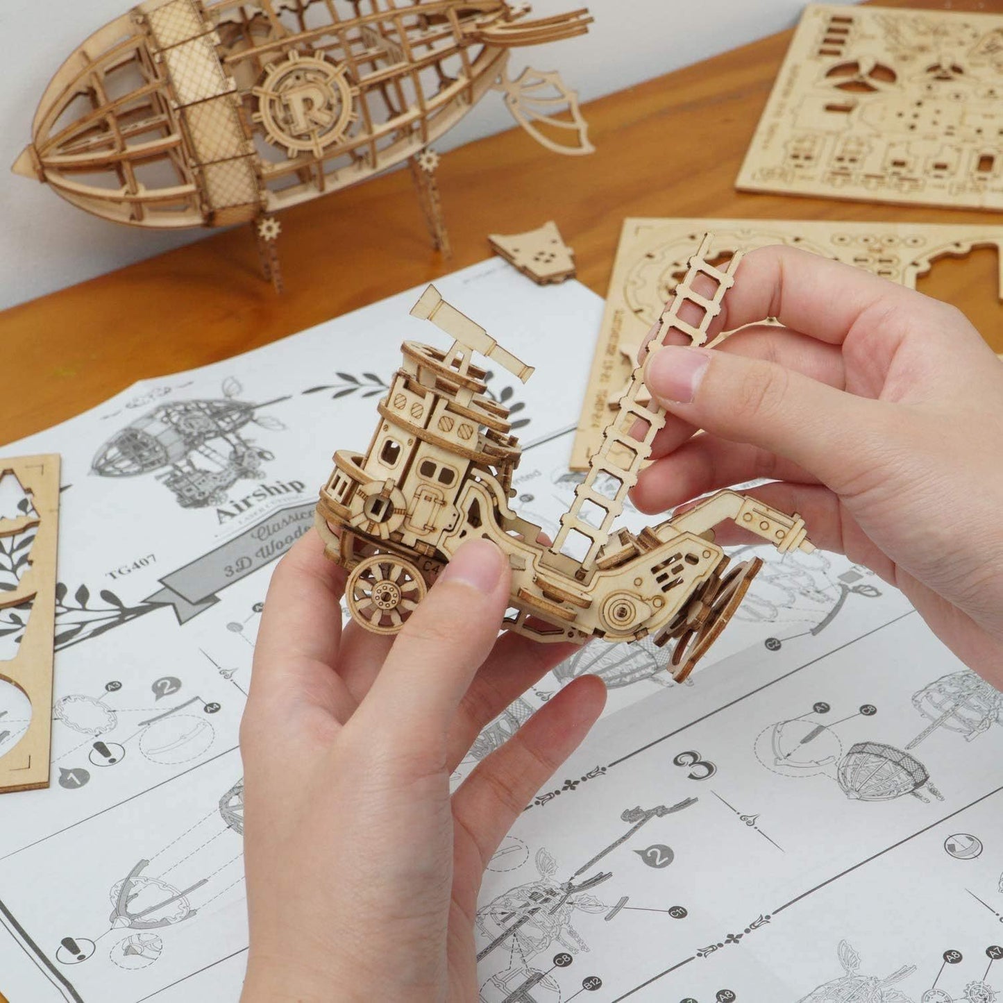 ROBOTIME Rolife 3d Wooden Puzzle Airship Woodcraft